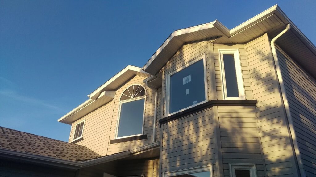 window seal west project 5 4 At Window Seal West, we offer premium window and door replacement services to homeowners in Blackfalds. With our factory-direct pricing, you can save up to 25% on windows and doors while enjoying the best in energy efficiency and custom designs.