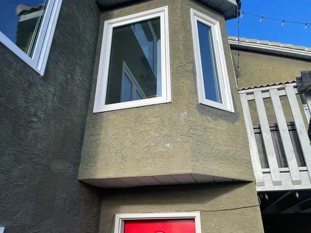 Gallery 3 fixed casement windows